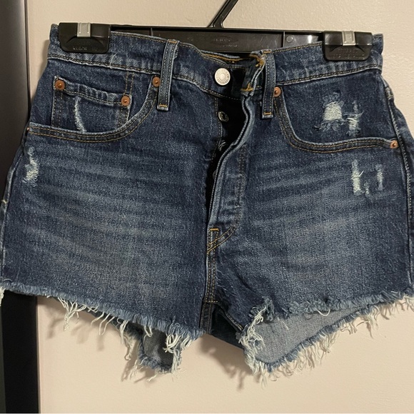 Levi’s Jean shorts - Picture 1 of 3